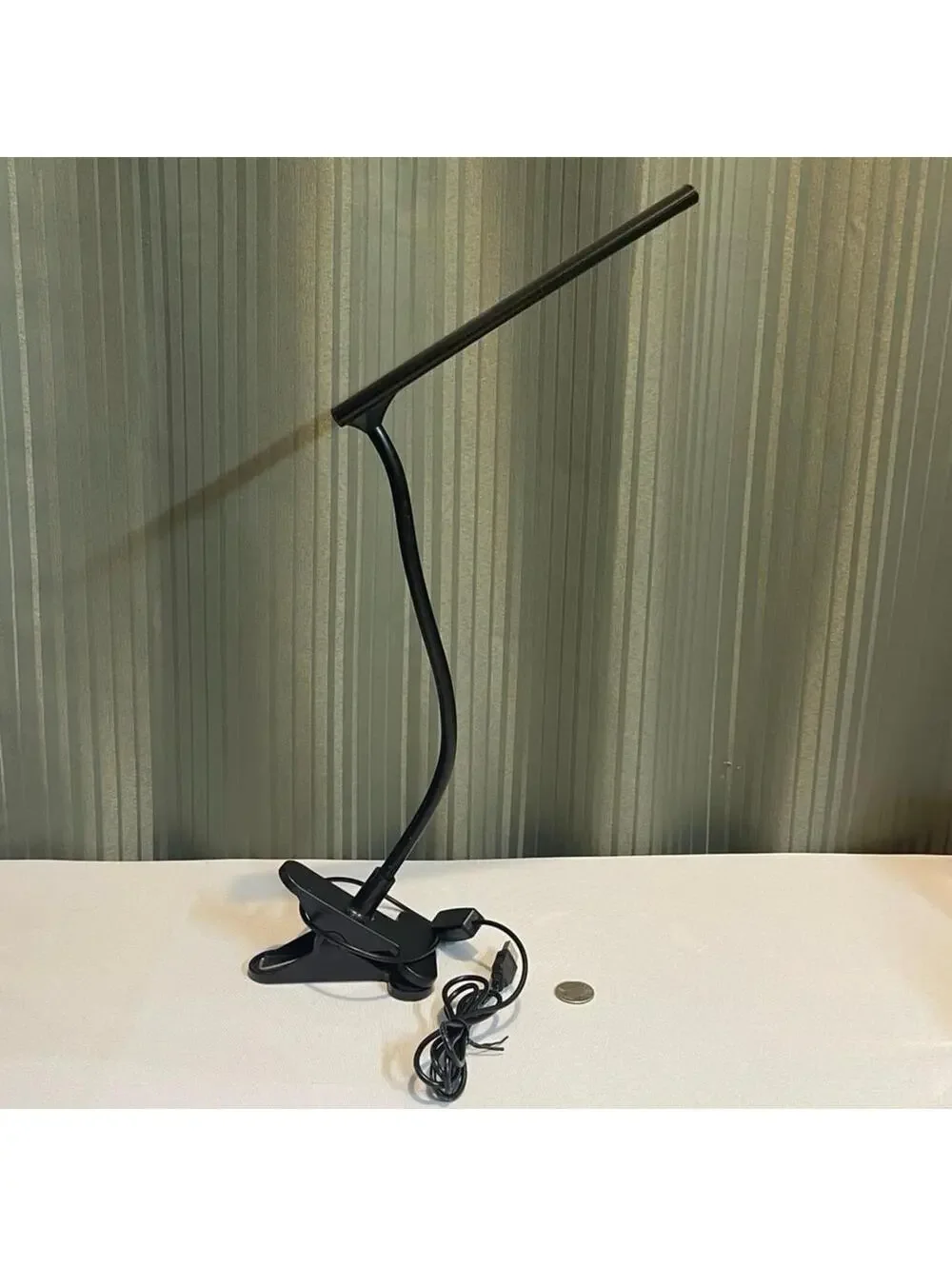 Black LED Lamp Clip-On Art Light for Artists